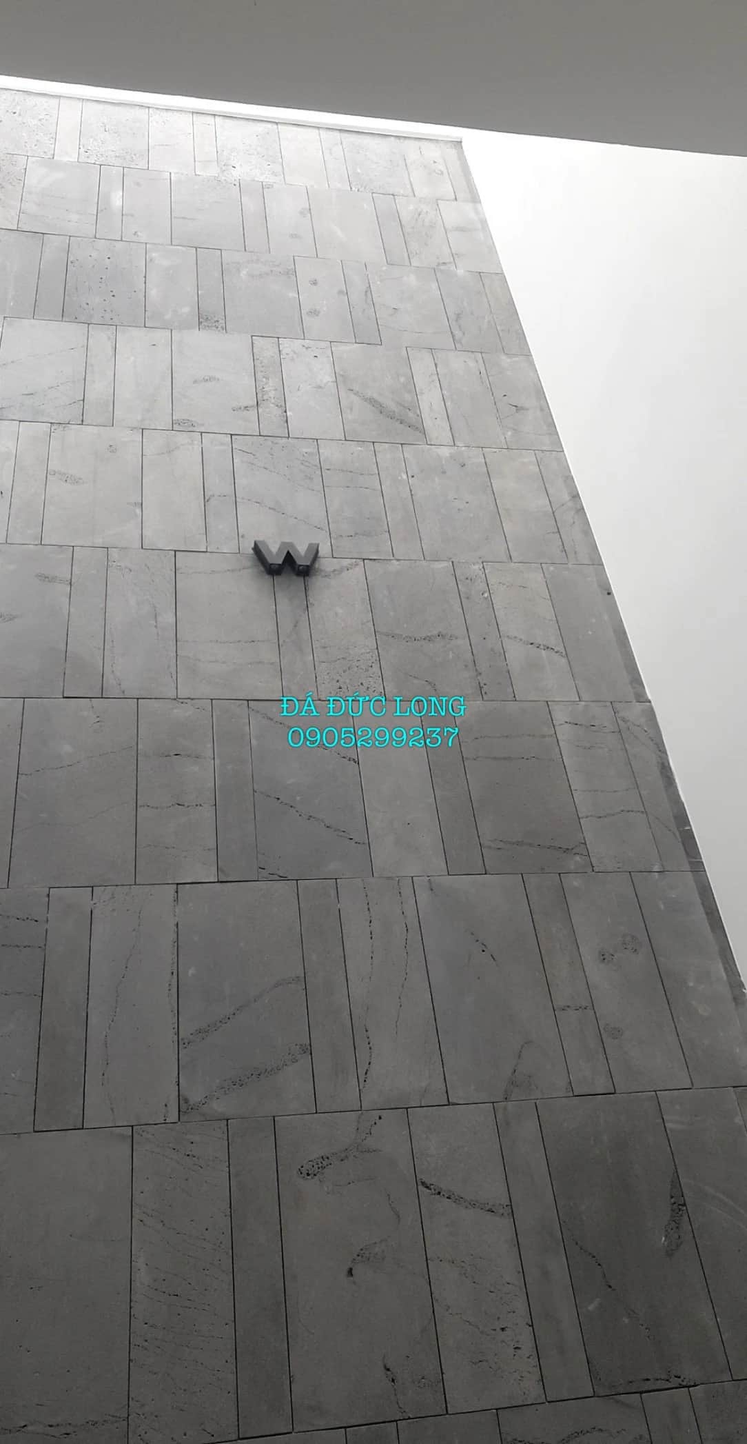 Đá Ong Xám Ốp Giếng Trời