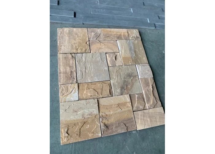Đá Vàng Sa Mạc Ốp Giếng Trời