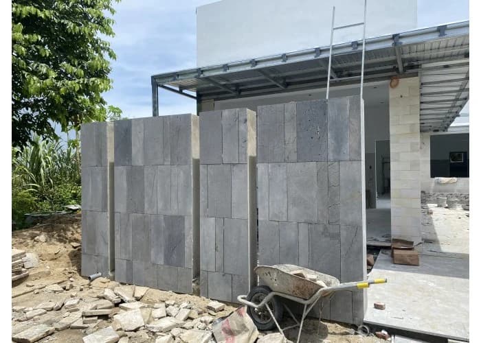 Đá Ong Xám Ốp Tường Bao