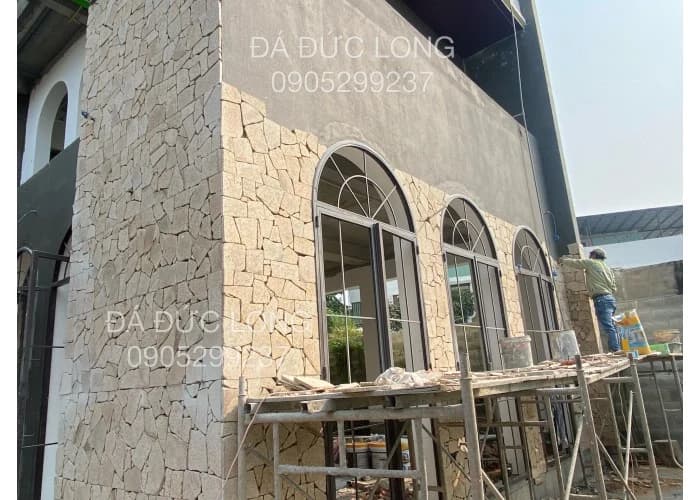 Đá Rối Vàng Băm Mặt