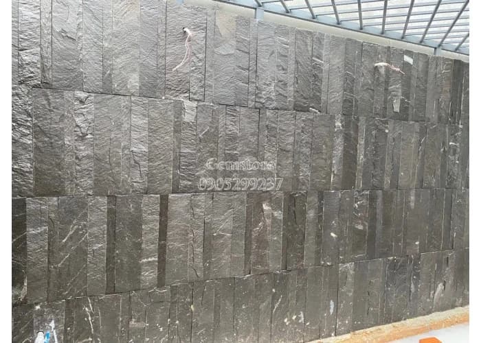 Đá Chẻ Đen Đa Kích Thước