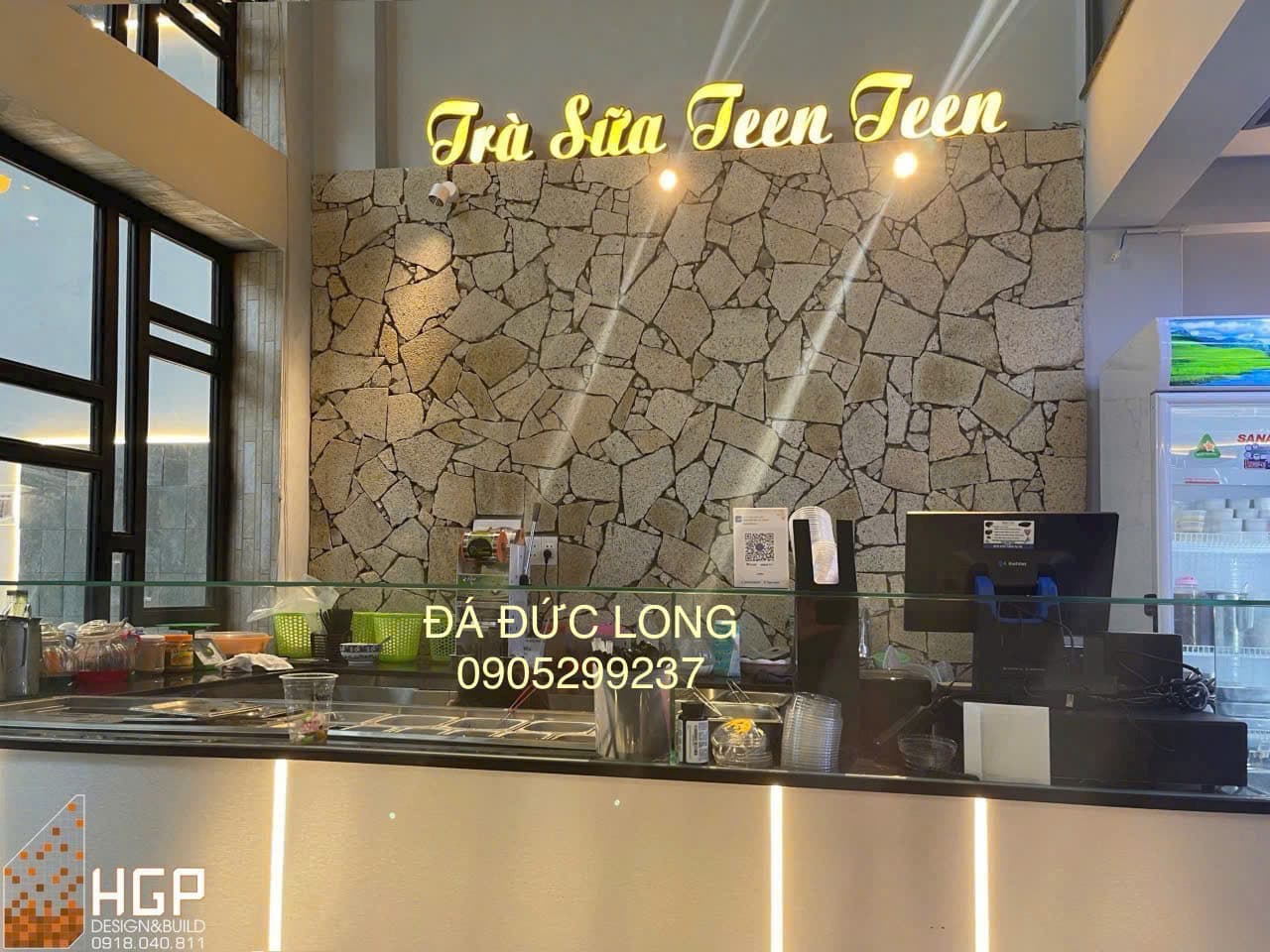 ĐÁ RỐI VÀNG BĂM TẠO NHÁM – THỂ HIỆN SỰ PHÓNG KHOÁNG·
